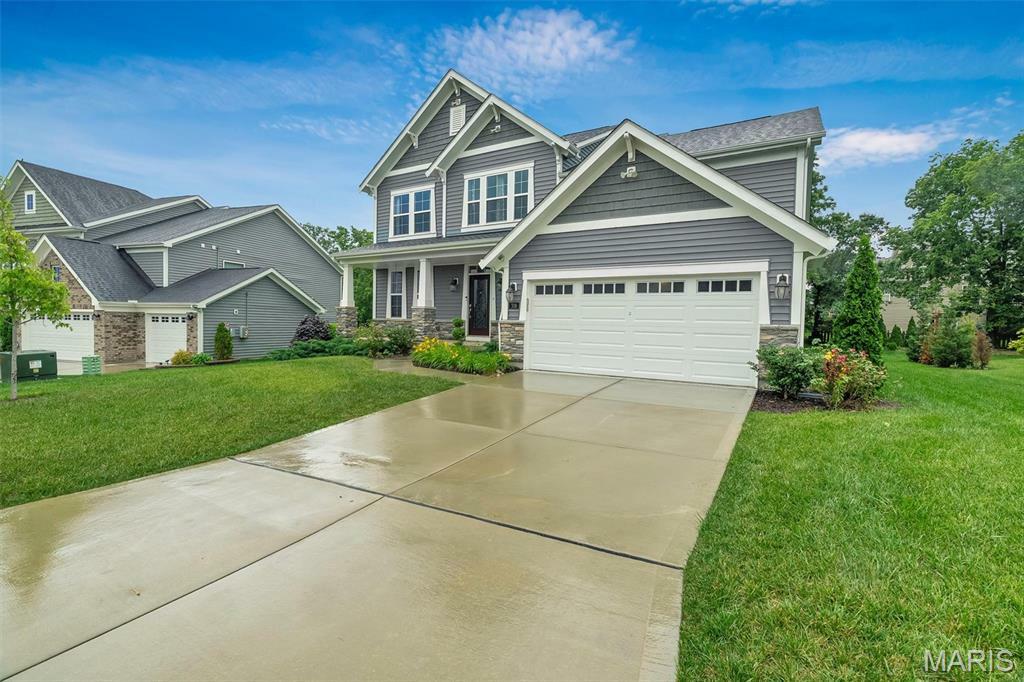 Property Photo: 708 Kenmare Ct Court MO 63368