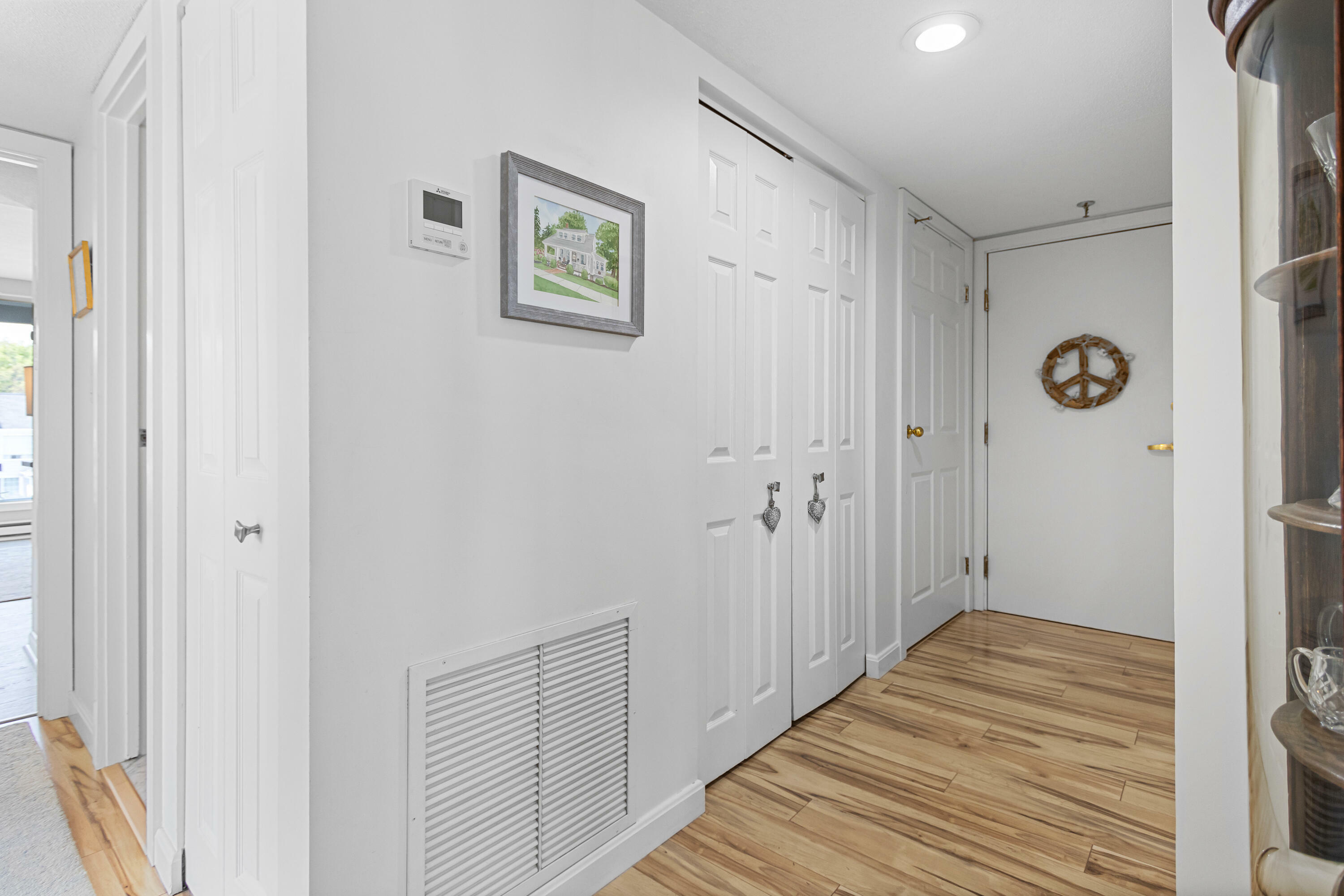 Property Photo: 1 Seacliff Avenue 3D ME 04064
