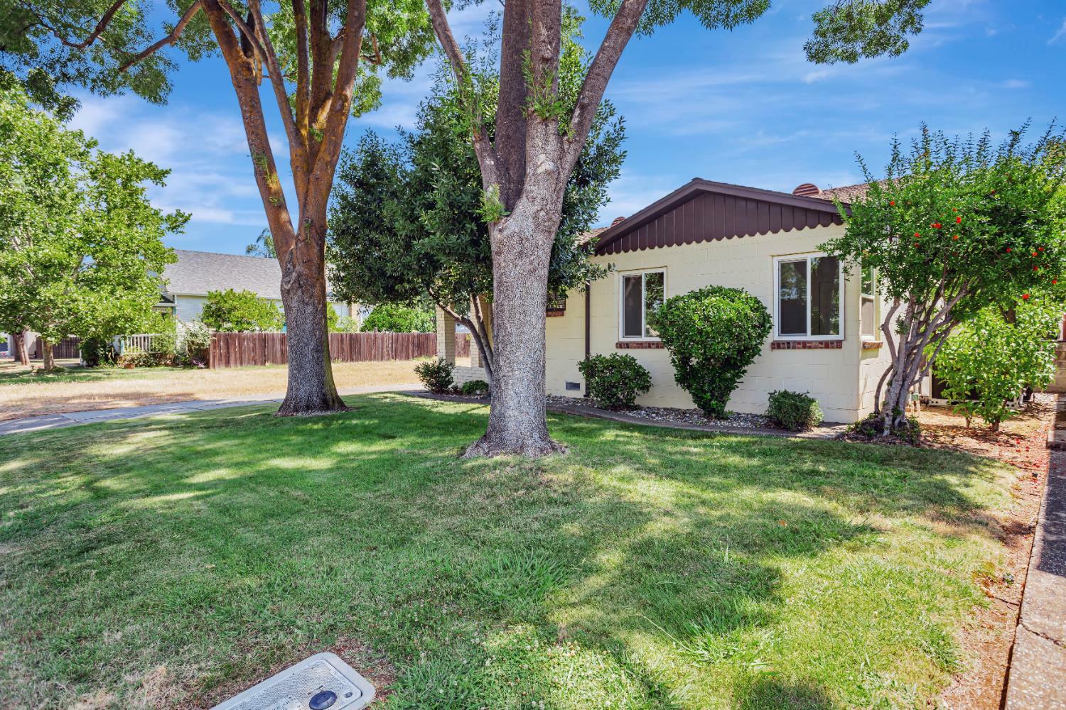 Property Photo: 641 I Street CA 95648