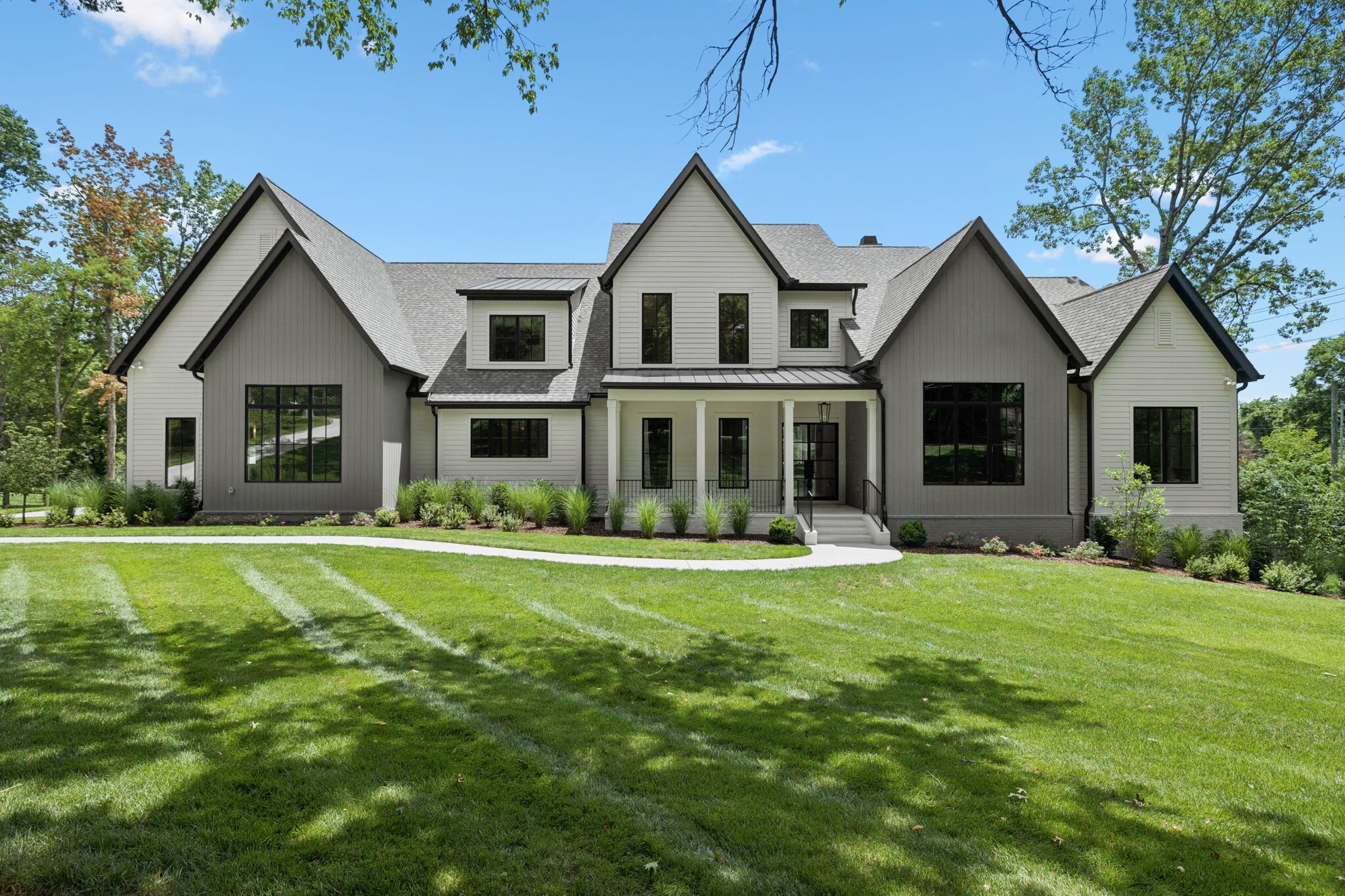 Property Photo: 4530 Everett Dr TN 37215