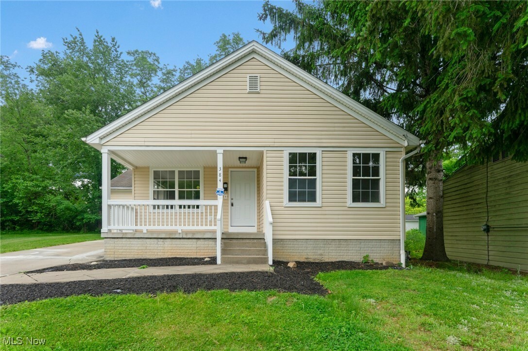 384 Maryknoll Avenue  Campbell OH 44405 photo