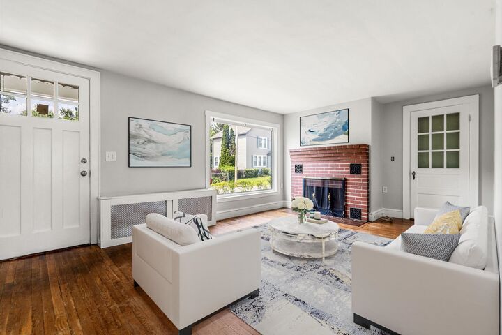 Property Photo: 33 Hayes Avenue NH 03103