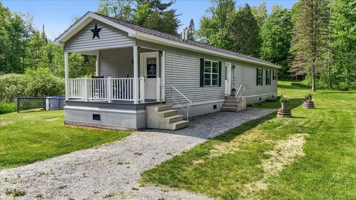 Property Photo: 4611 W Berkshire Road VT 05450