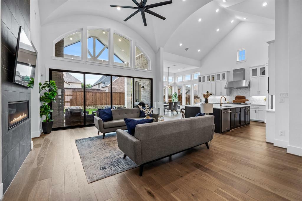 Property Photo: 1733 Cousins Trail TX 75034