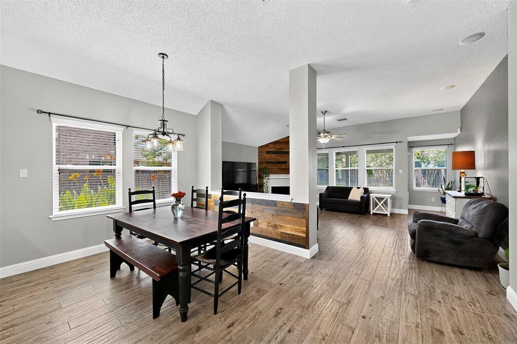 Property Photo: 125 Ashbrook Trail TX 75126