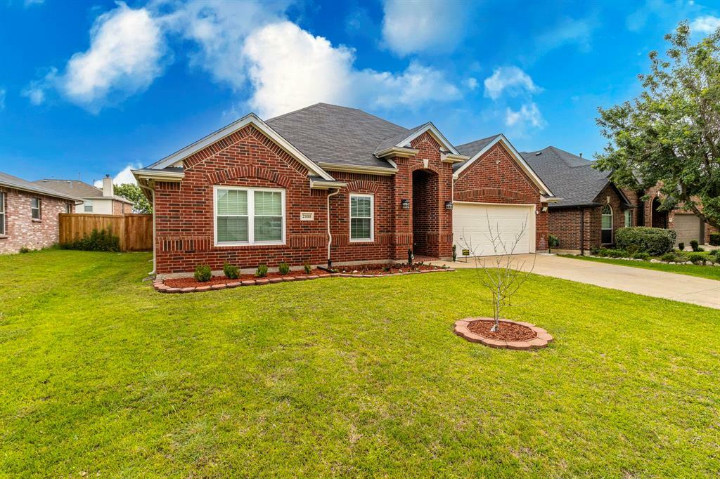 Property Photo: 2111 Preston Trail TX 75126