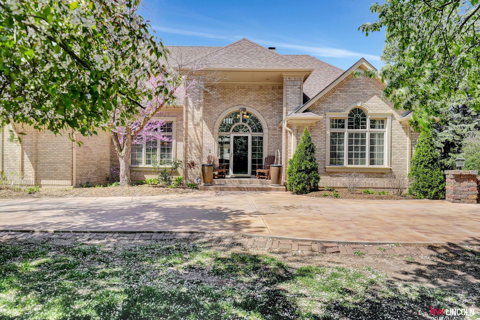 Property Photo:  5100 Bridle Lane  NE 68516 
