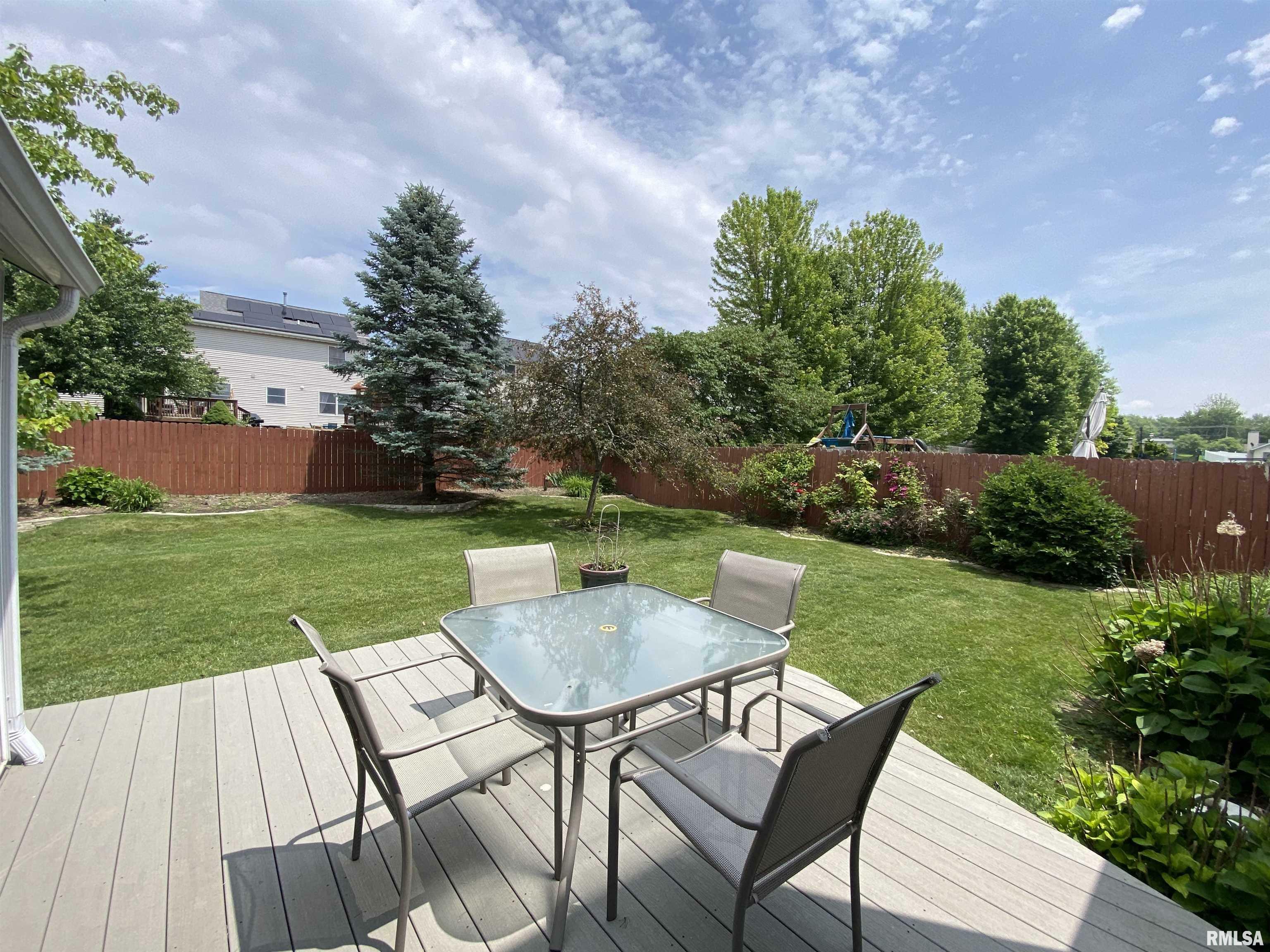 Property Photo: 4105 Richards Way IL 61615