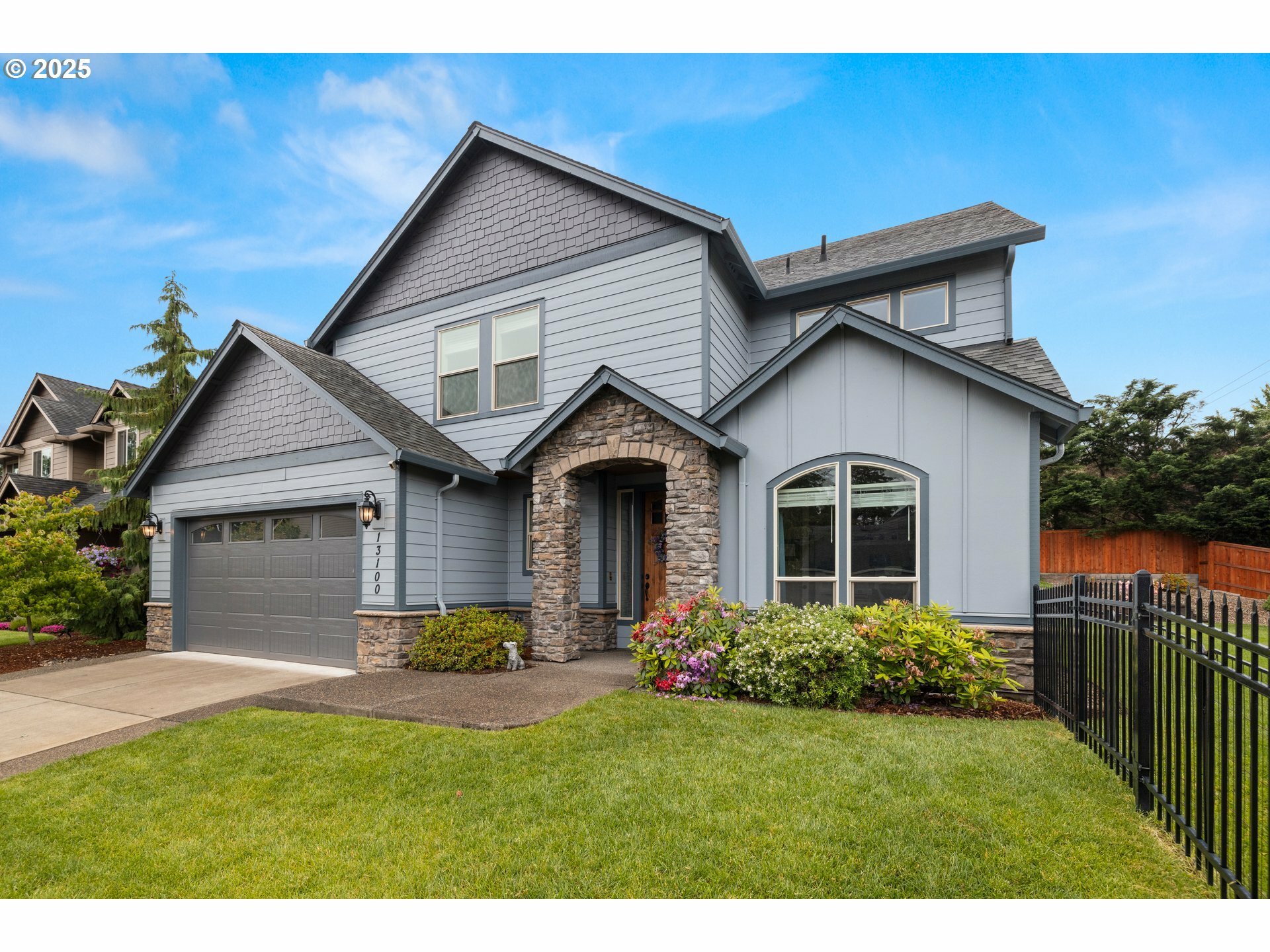 Property Photo:  13100 NE 44th Ave  WA 98686 