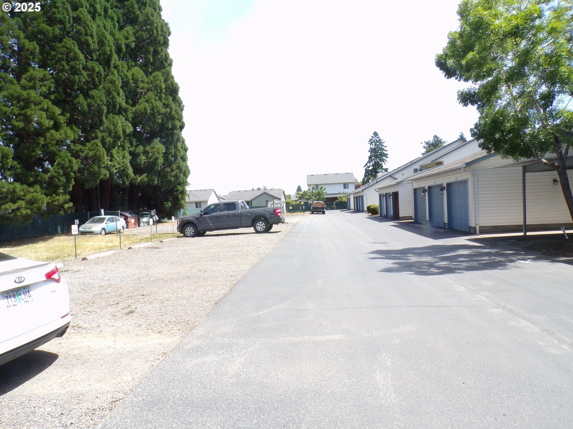 Property Photo: 4792 Lancaster Dr NE OR 97305