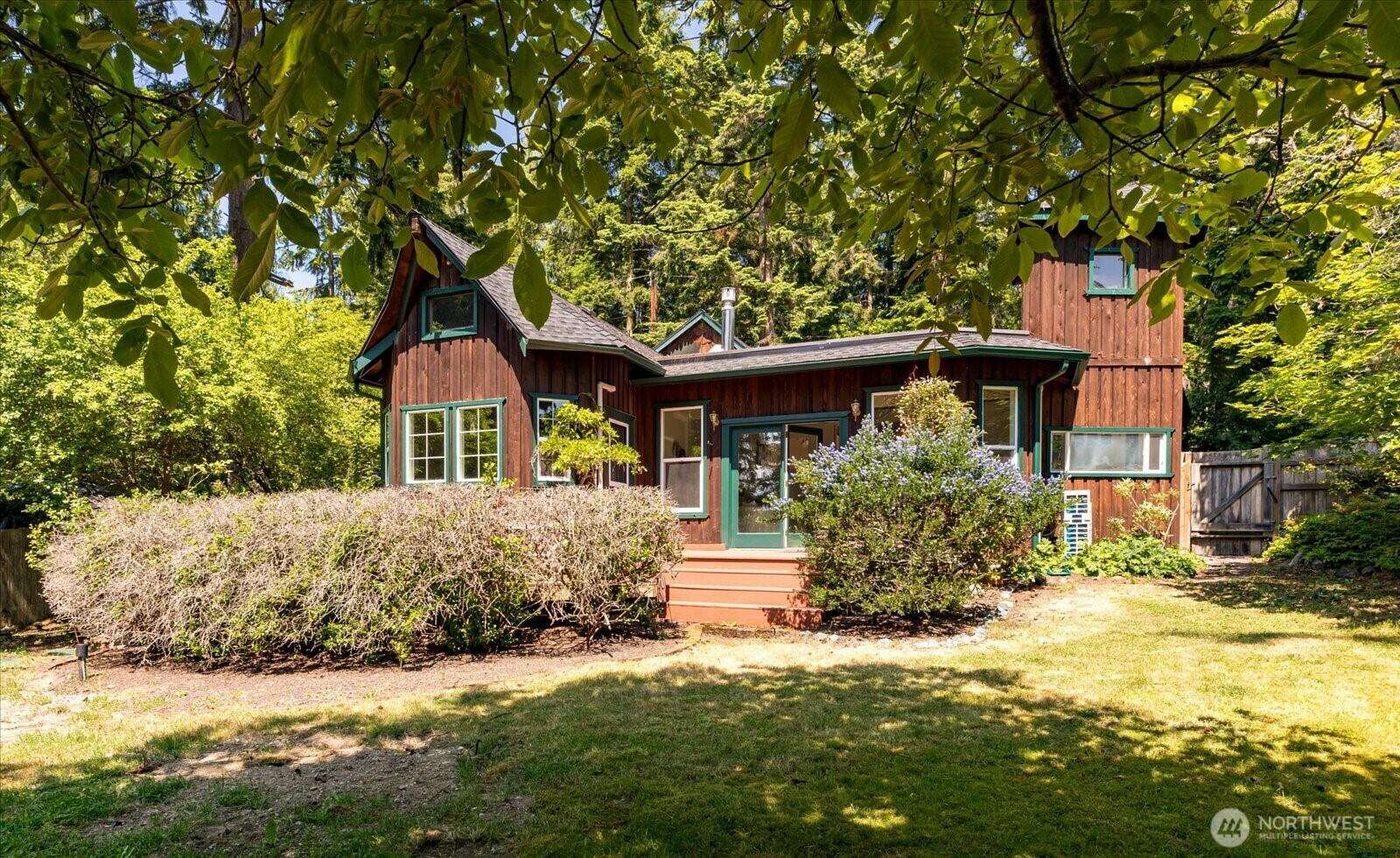 5804  Pirate Lane  Freeland WA 98249 photo