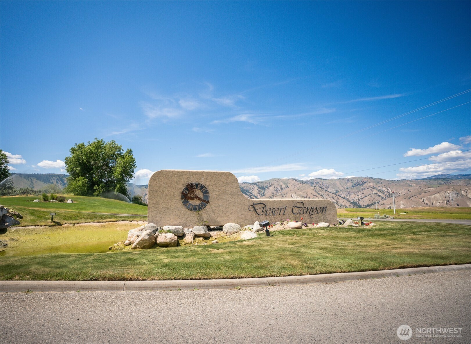 Property Photo: 308 Desert View Place WA 98843