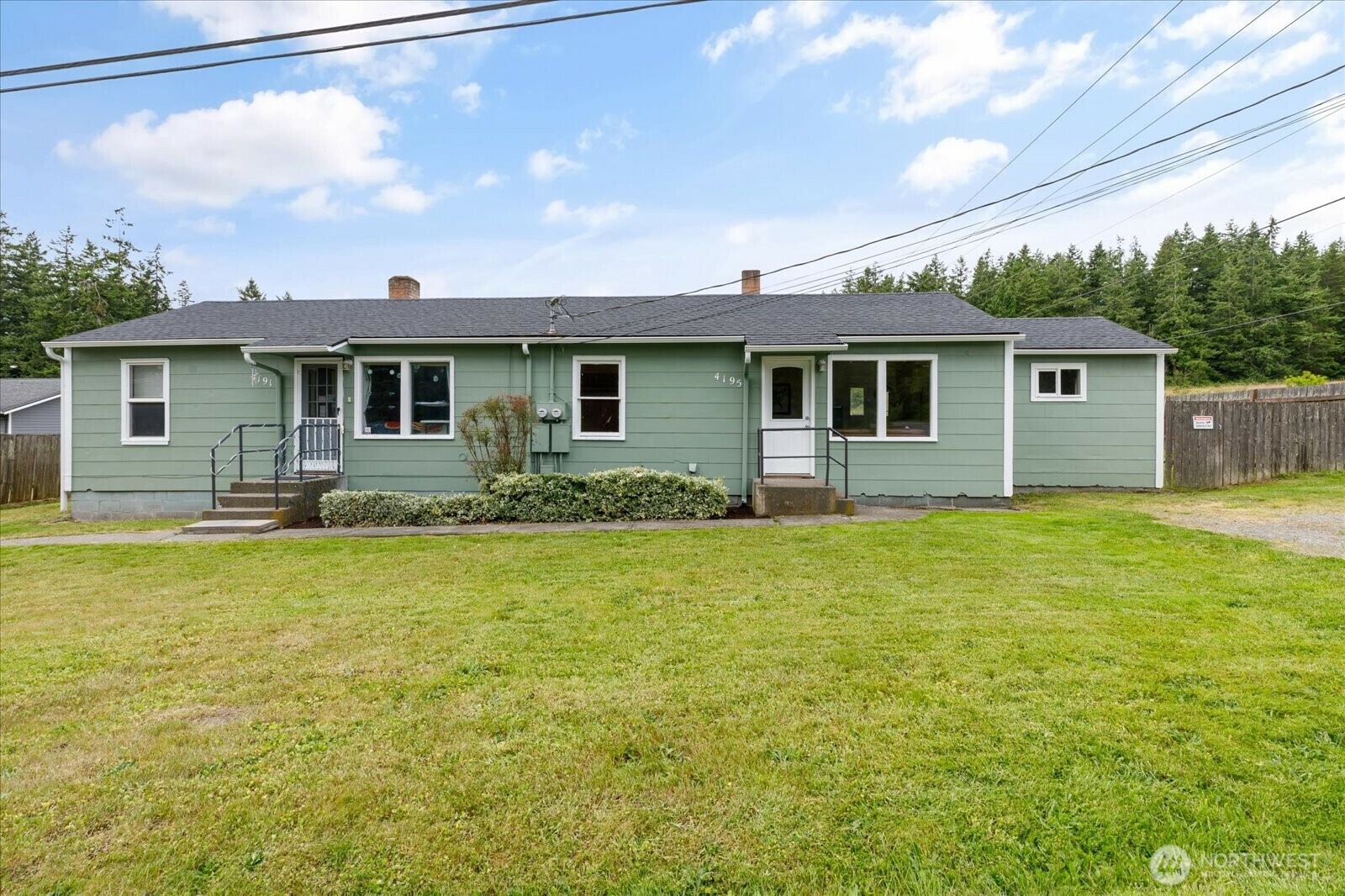 4191 N Imperial Lane  Oak Harbor WA 98277 photo