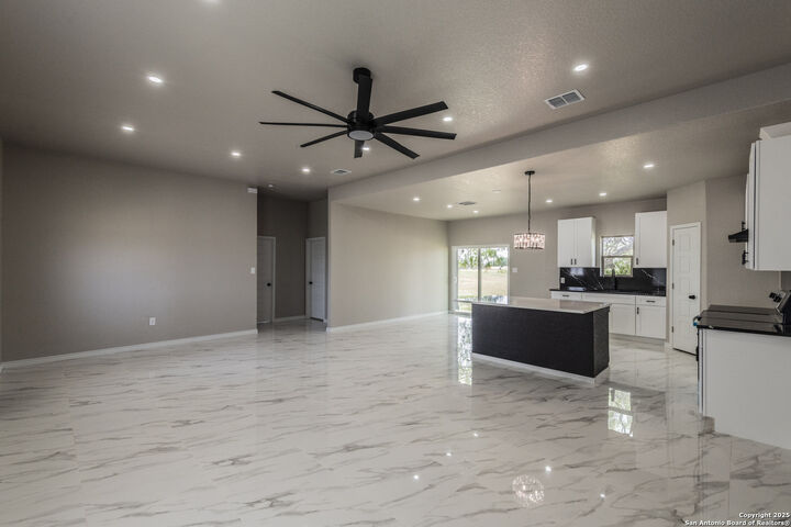 Property Photo:  12946 Prosperidad Ln  TX 78002 