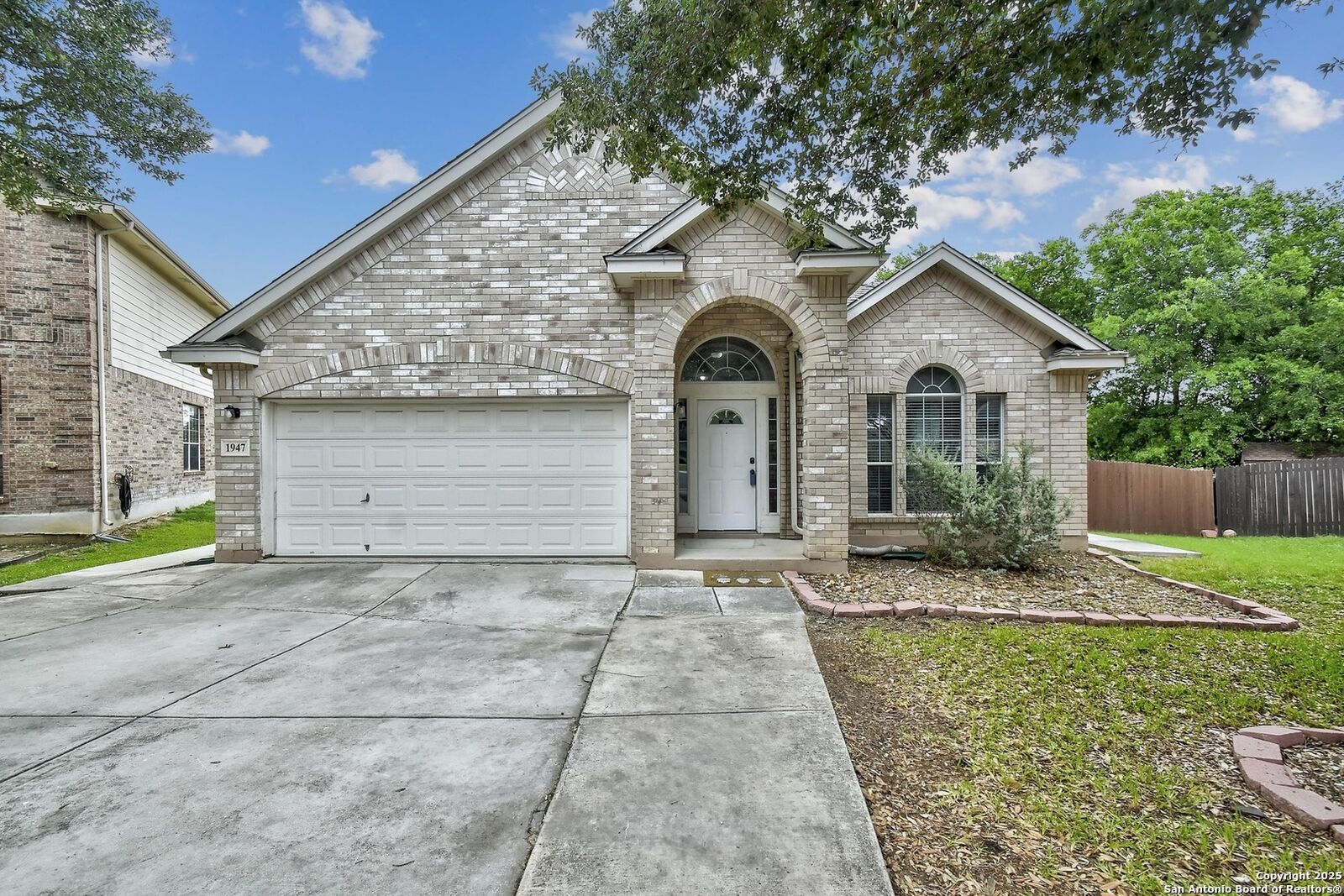 Property Photo:  1947 Walter Raleigh  TX 78239 