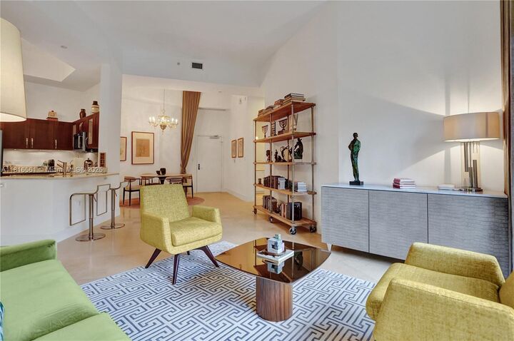 Property Photo: 20000 E Country Club Dr 112 FL 33180