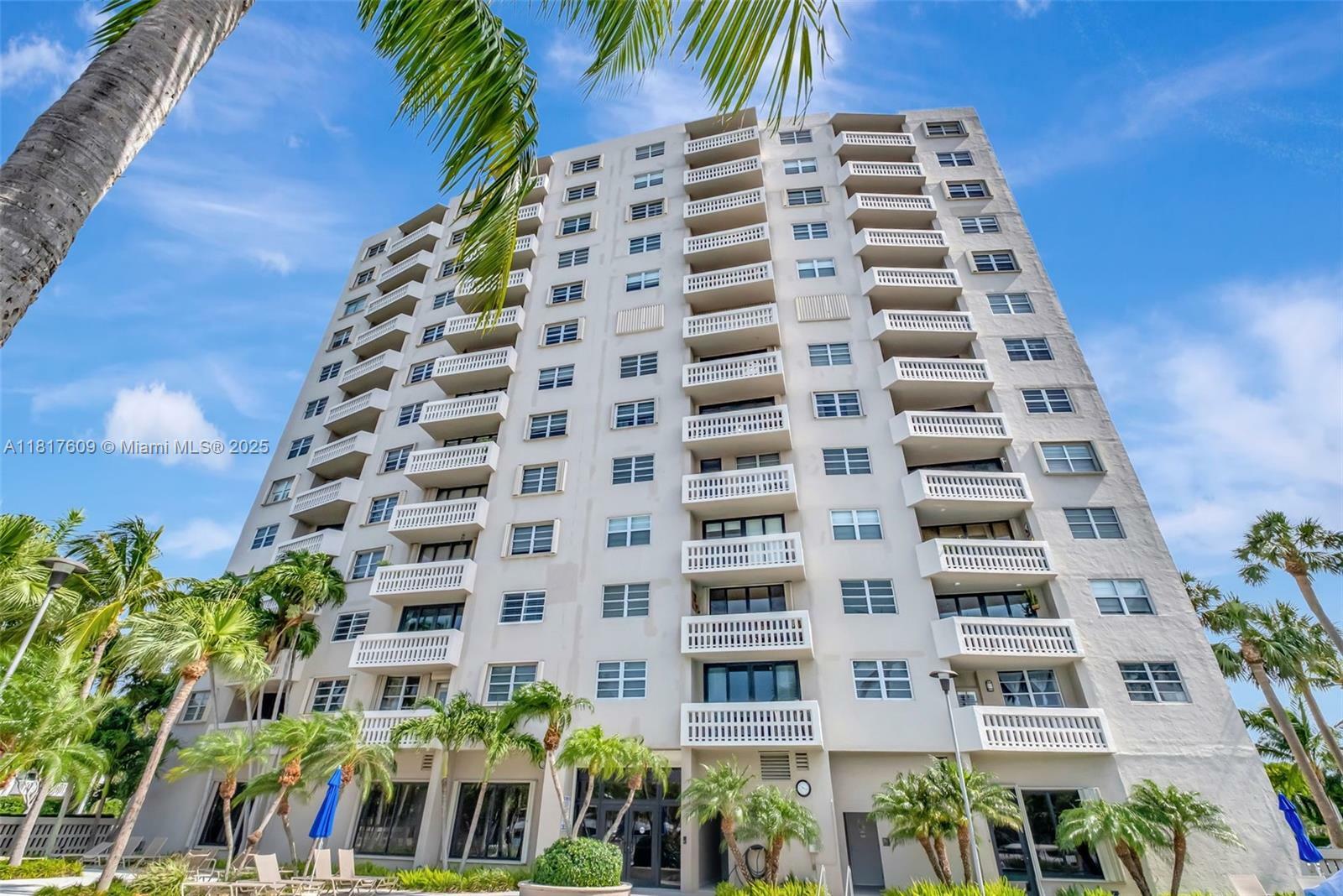 90 Edgewater Dr 327  Coral Gables FL 33133 photo