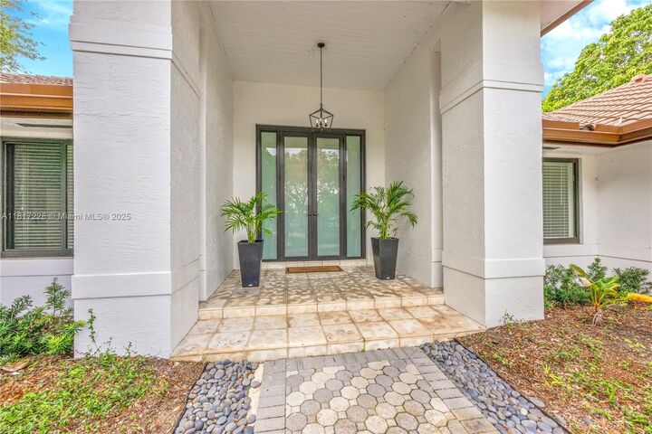 Property Photo: 6730 SW 141st St FL 33158