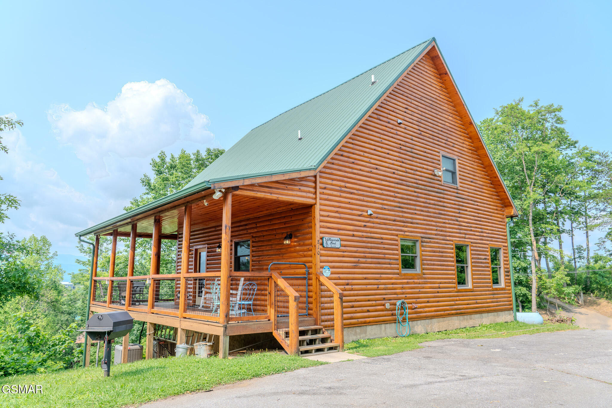 Property Photo: 810 Kings Way TN 37738