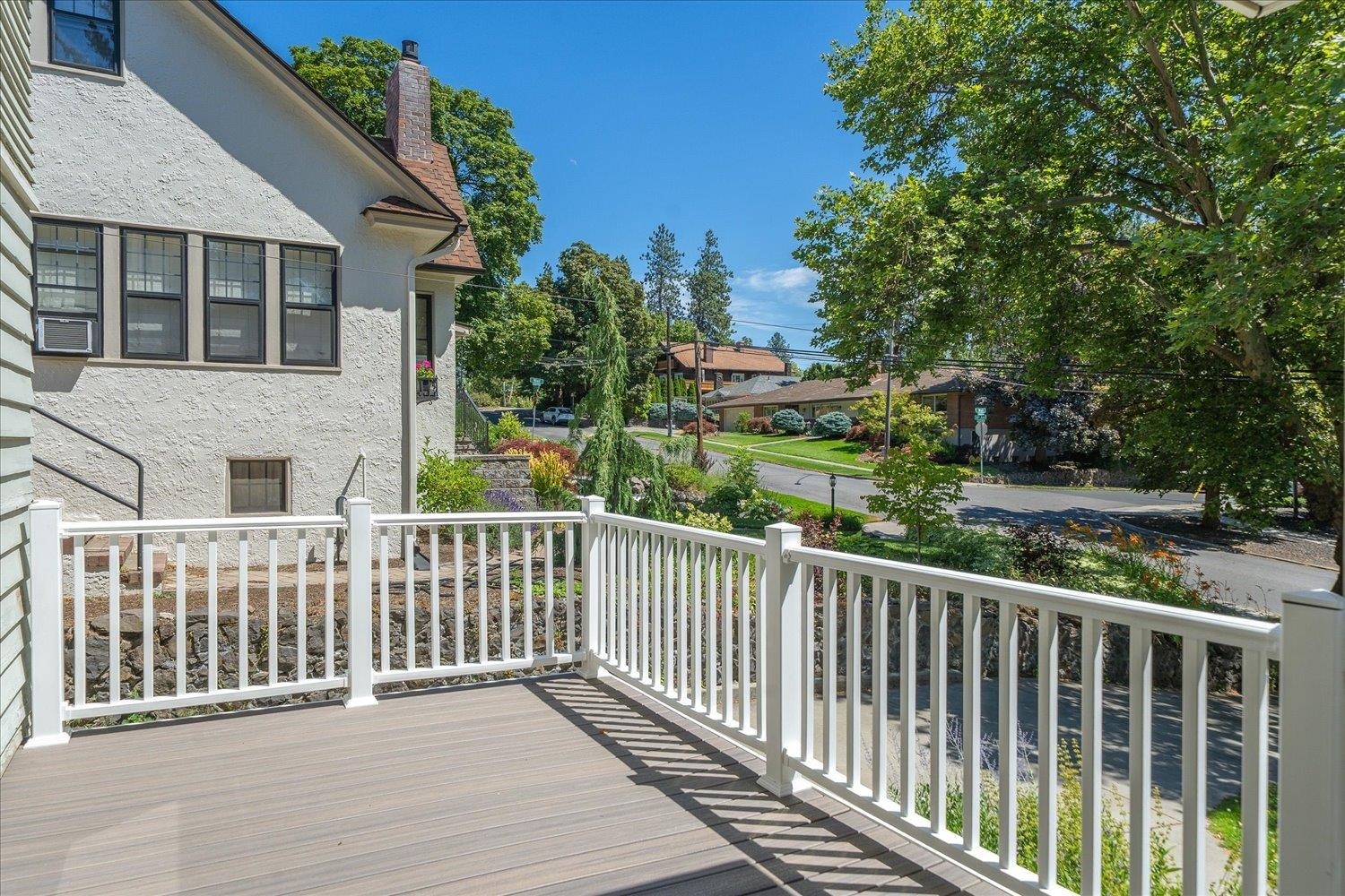 Property Photo:  714 W 14th Ave  WA 99204 