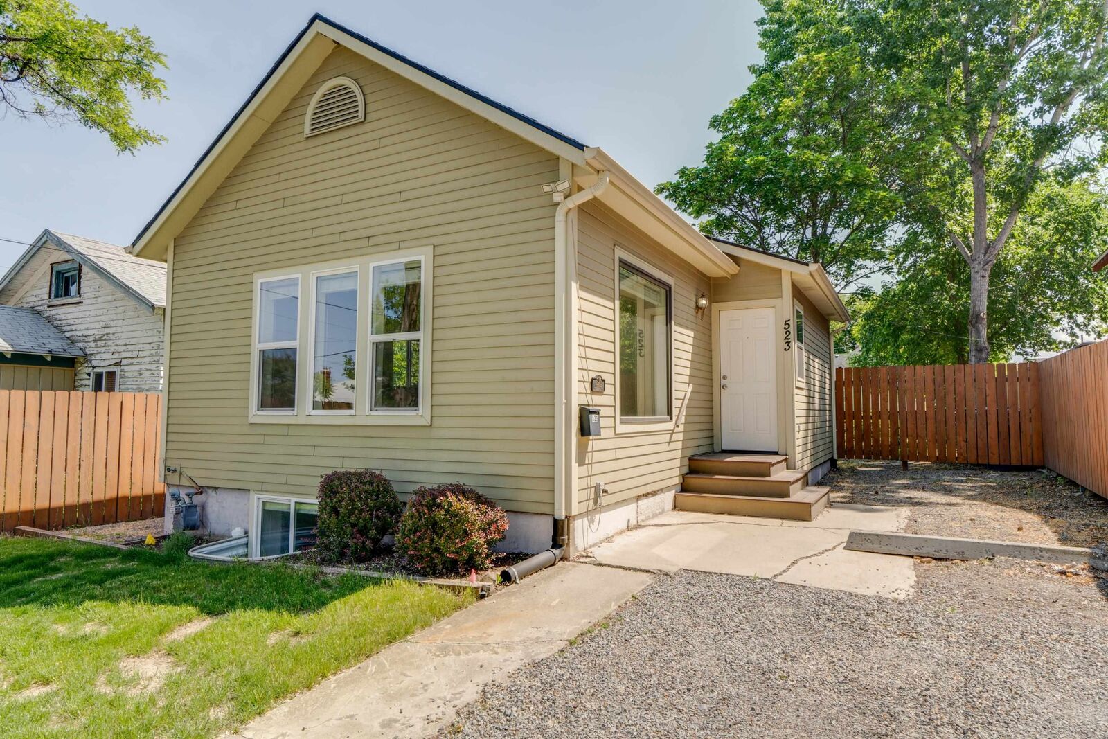 Property Photo:  523 S Hatch St  WA 99202 