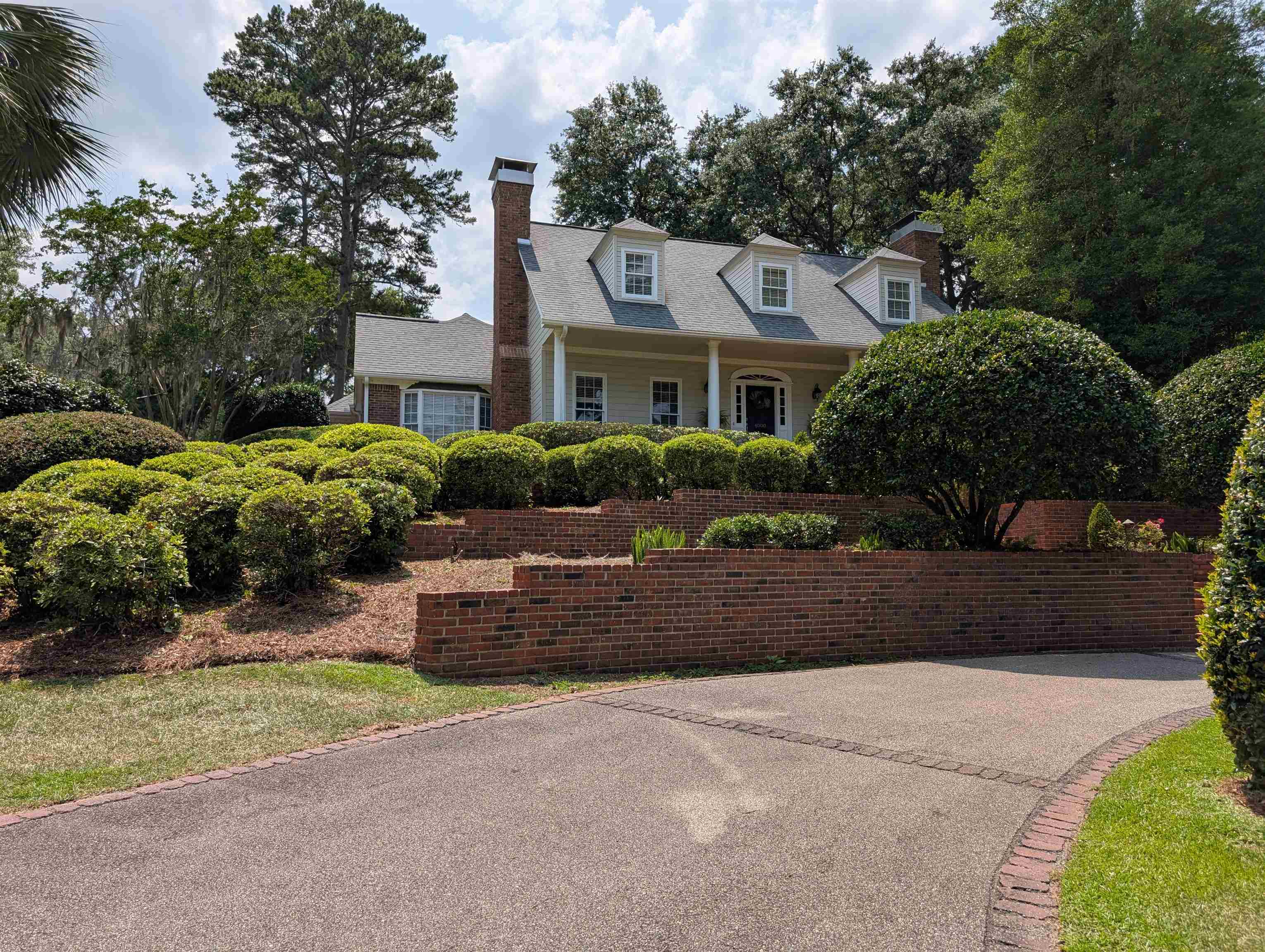 Property Photo: 4000 Brandon Hill Dr FL 32309