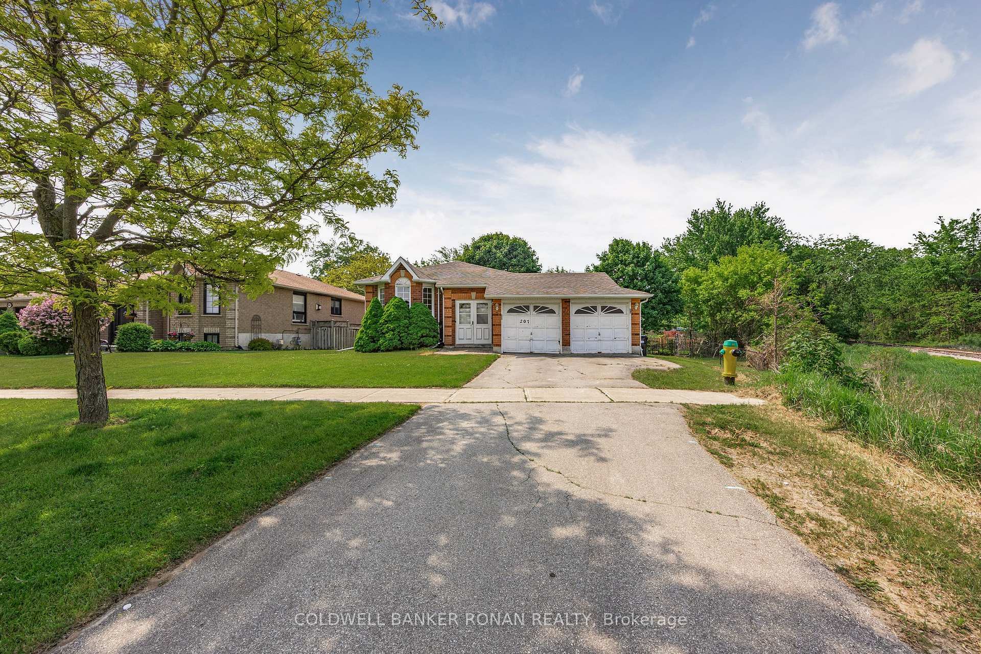 Property Photo: 207 Main Street W ON L0G 1A0