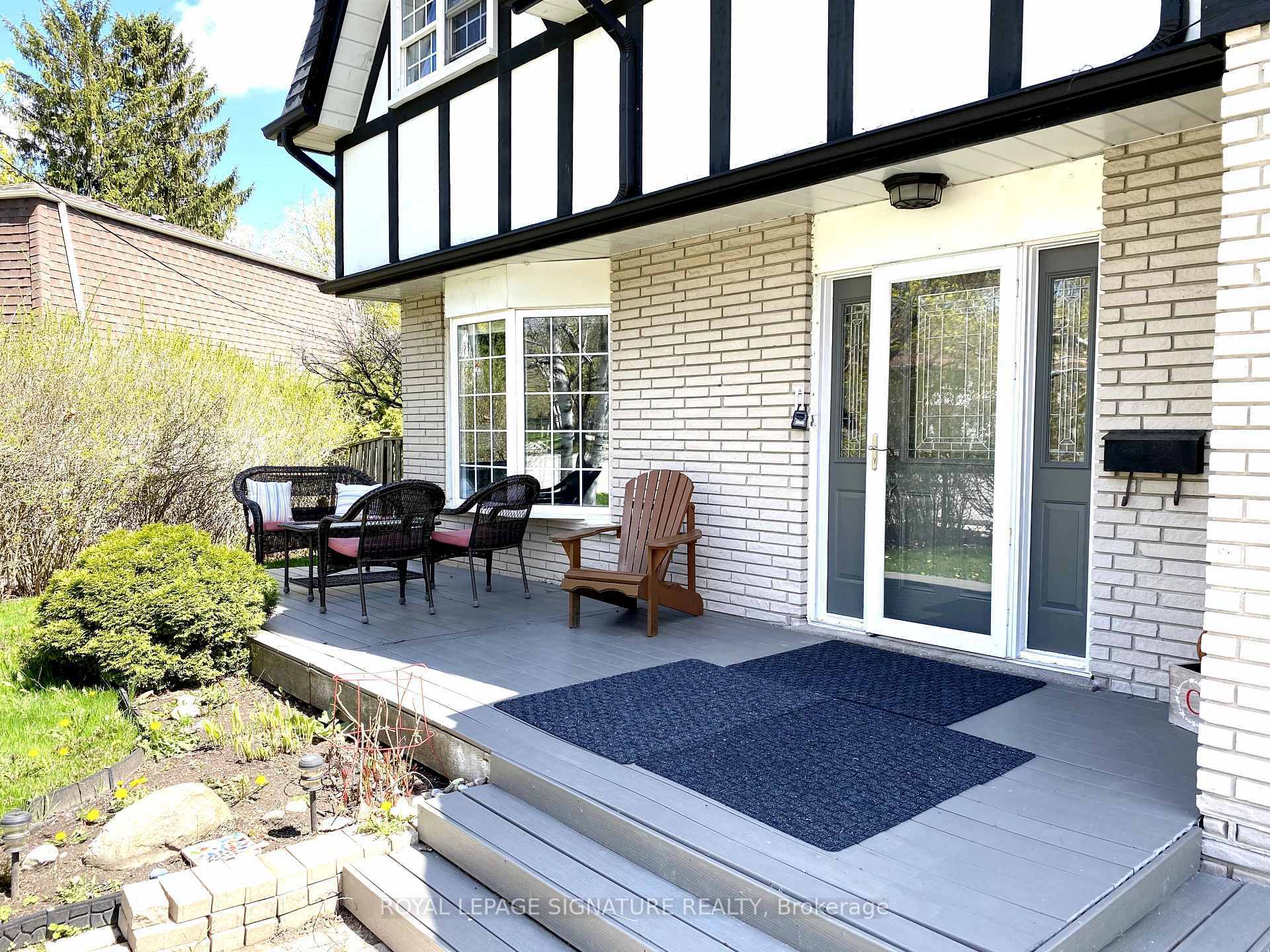 Property Photo:  126 Beaverbrook Court  ON M1C 3A9 