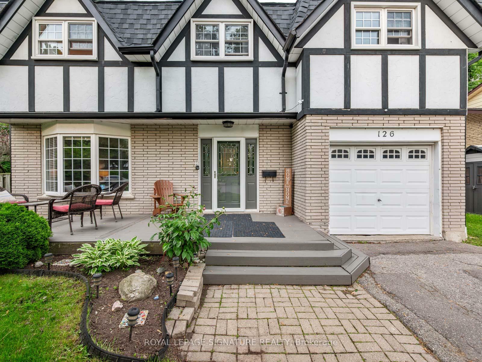 Property Photo: 126 Beaverbrook Court ON M1C 3A9