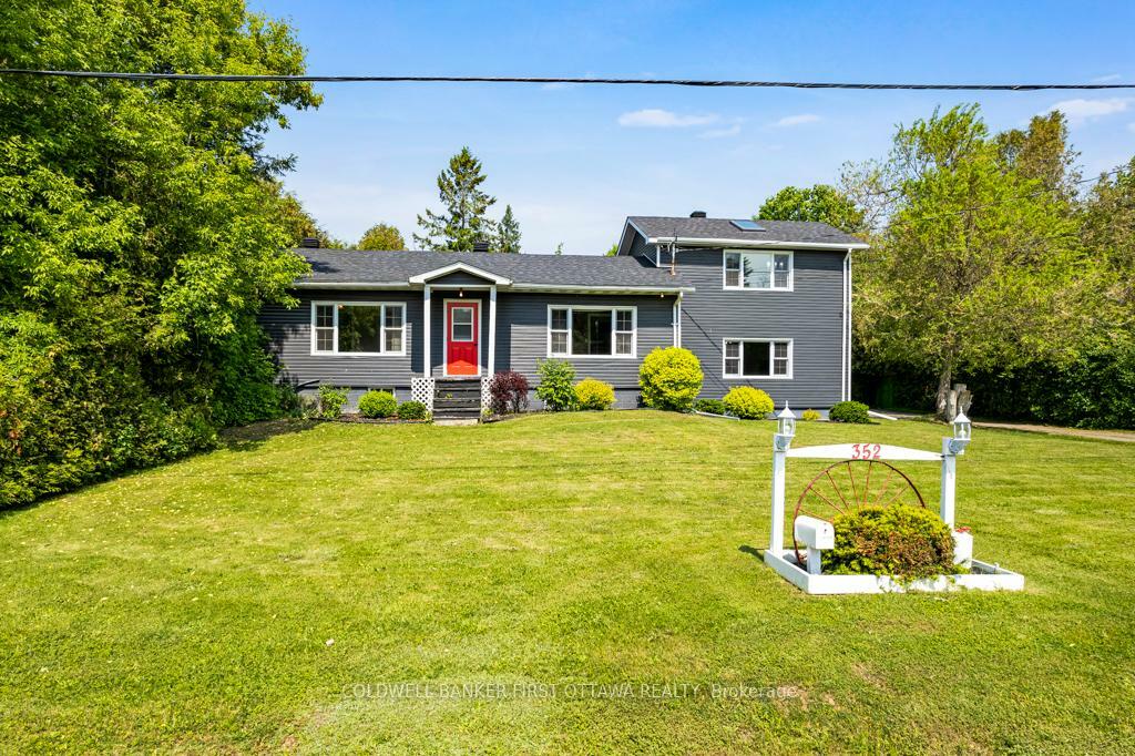 Property Photo: 352 Highway 15 N/A ON K7A 0E5