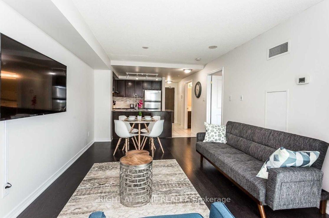 Property Photo: 9 George Street 1214 ON L6X 0T6