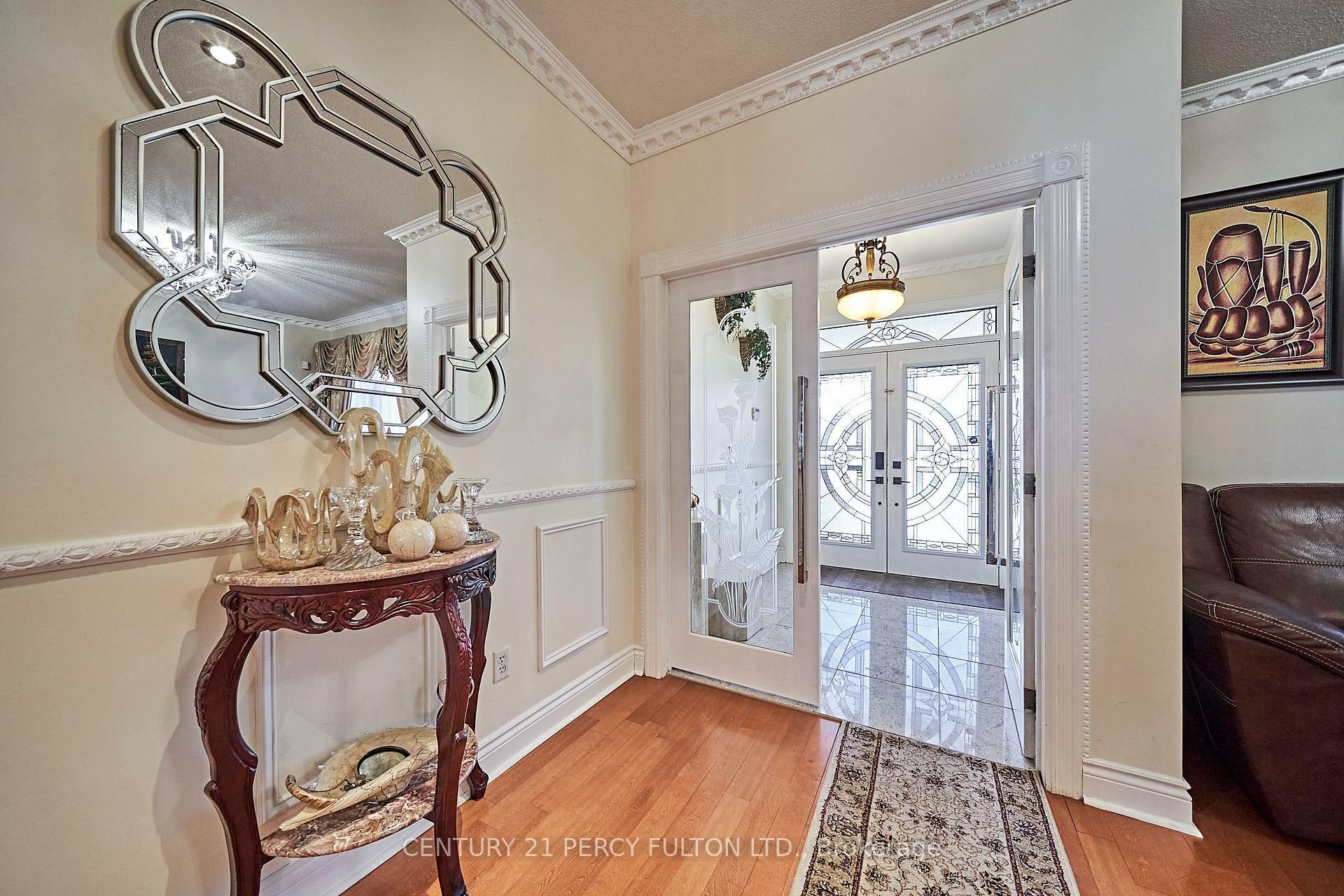 Property Photo: 47 Vineyard Avenue ON L1P 1X5