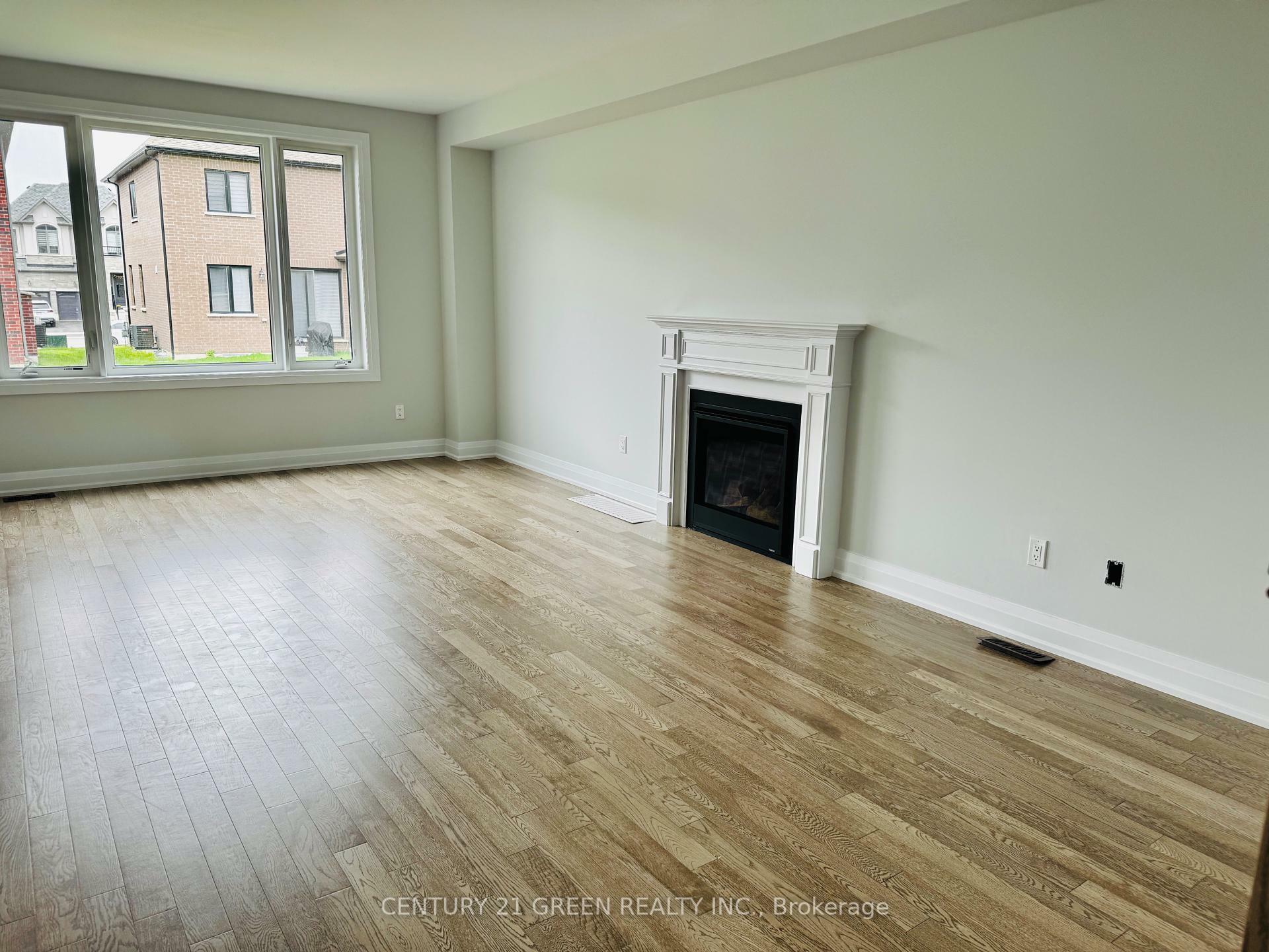 Property Photo: 233 Harwood Avenue ON N4T 0P3