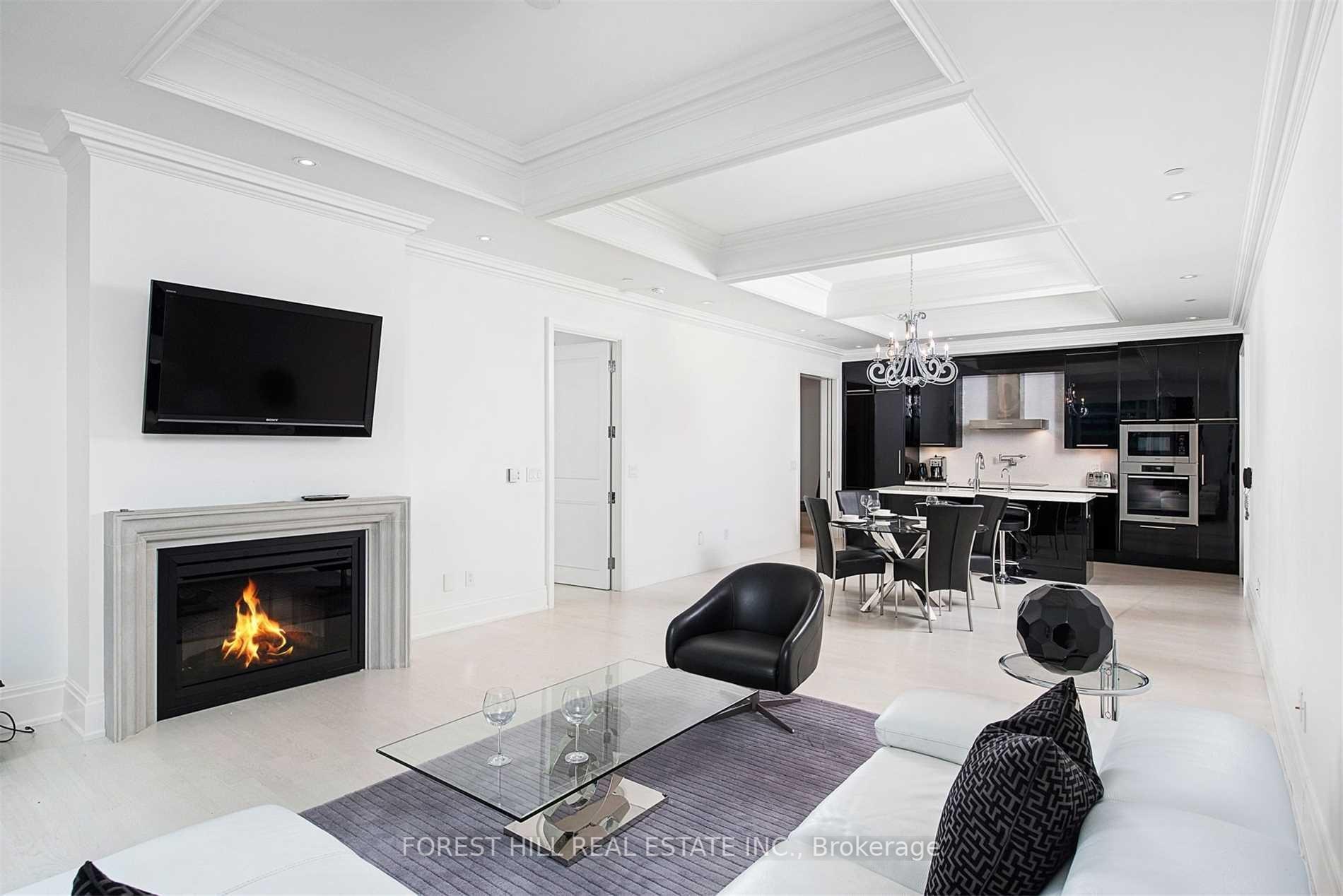 Property Photo:  311 Bay Street 4202  ON M5H 4G5 