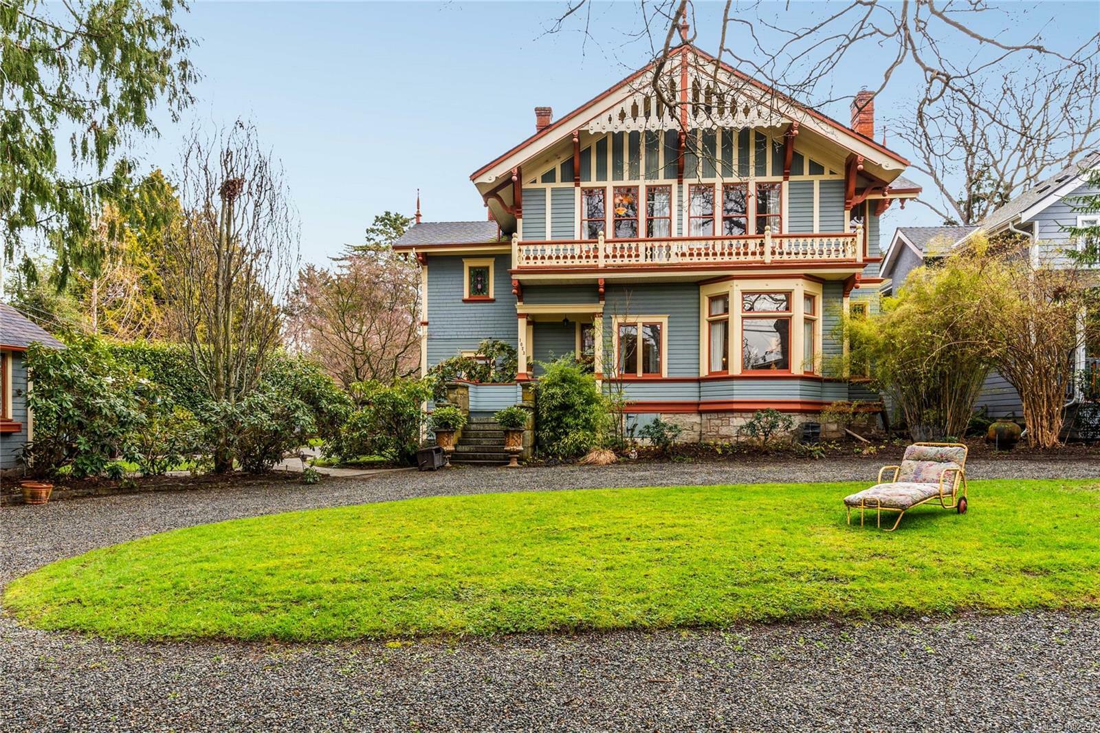 Property Photo:  1023 St. Charles St  BC V8S 3P8 