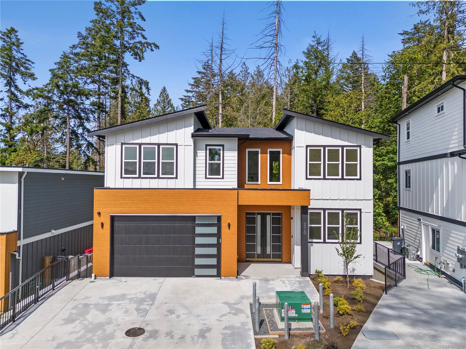 Property Photo: 216 Lone Oak Pl BC V9B 5N2