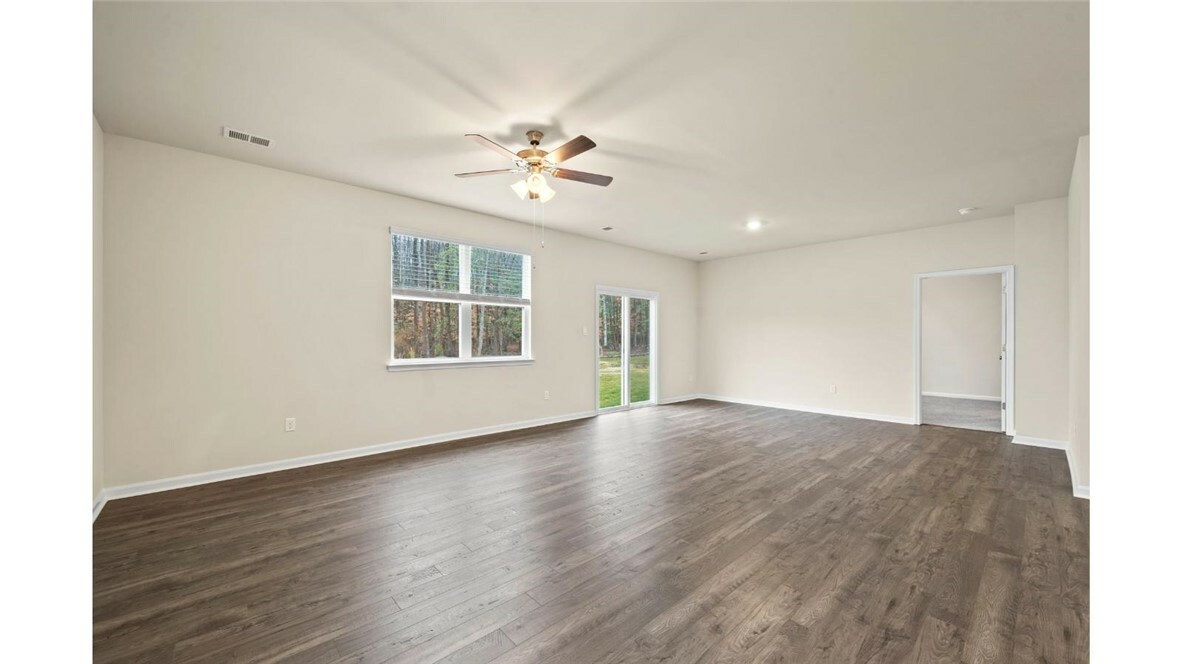 Property Photo:  207 Gallop Way  VA 23690 