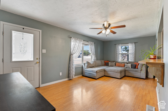 Property Photo: 157 E 900 N UT 84648