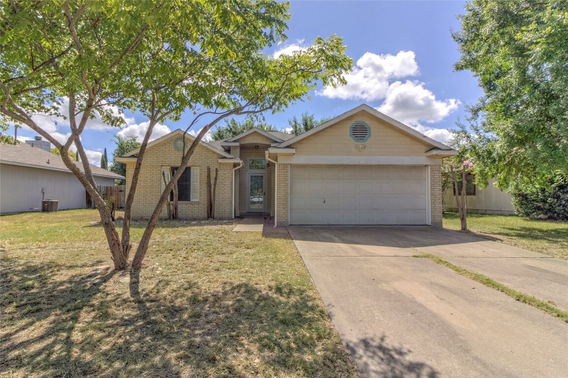 Property Photo: 109 Azalea Drive TX 78626