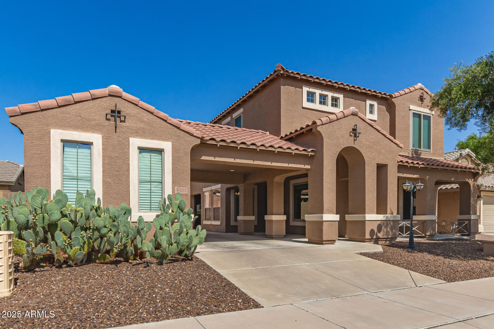 Property Photo: 5707 N Kristi Lane AZ 85340