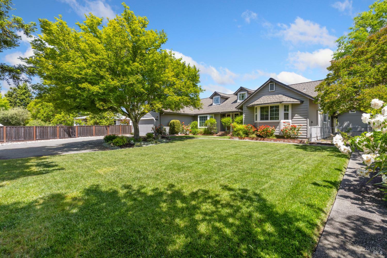Property Photo: 1243 Melissa Court CA 95409