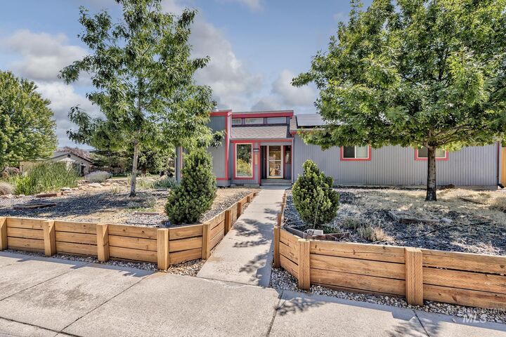 Property Photo: 5132 S Council Bluffs Way ID 83716