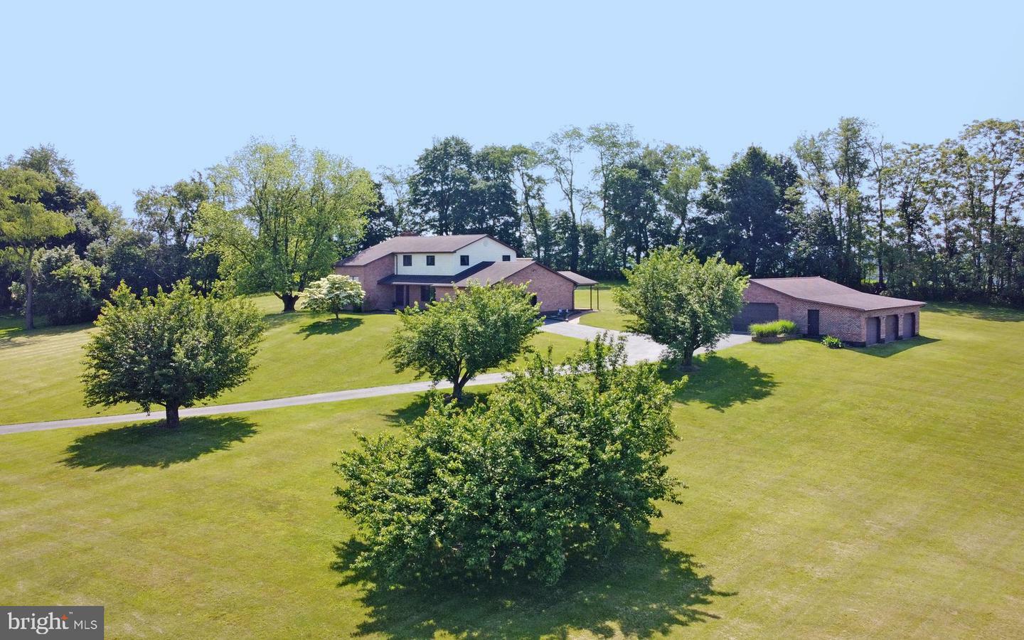 Property Photo: 10413 Jonestown Road PA 17003