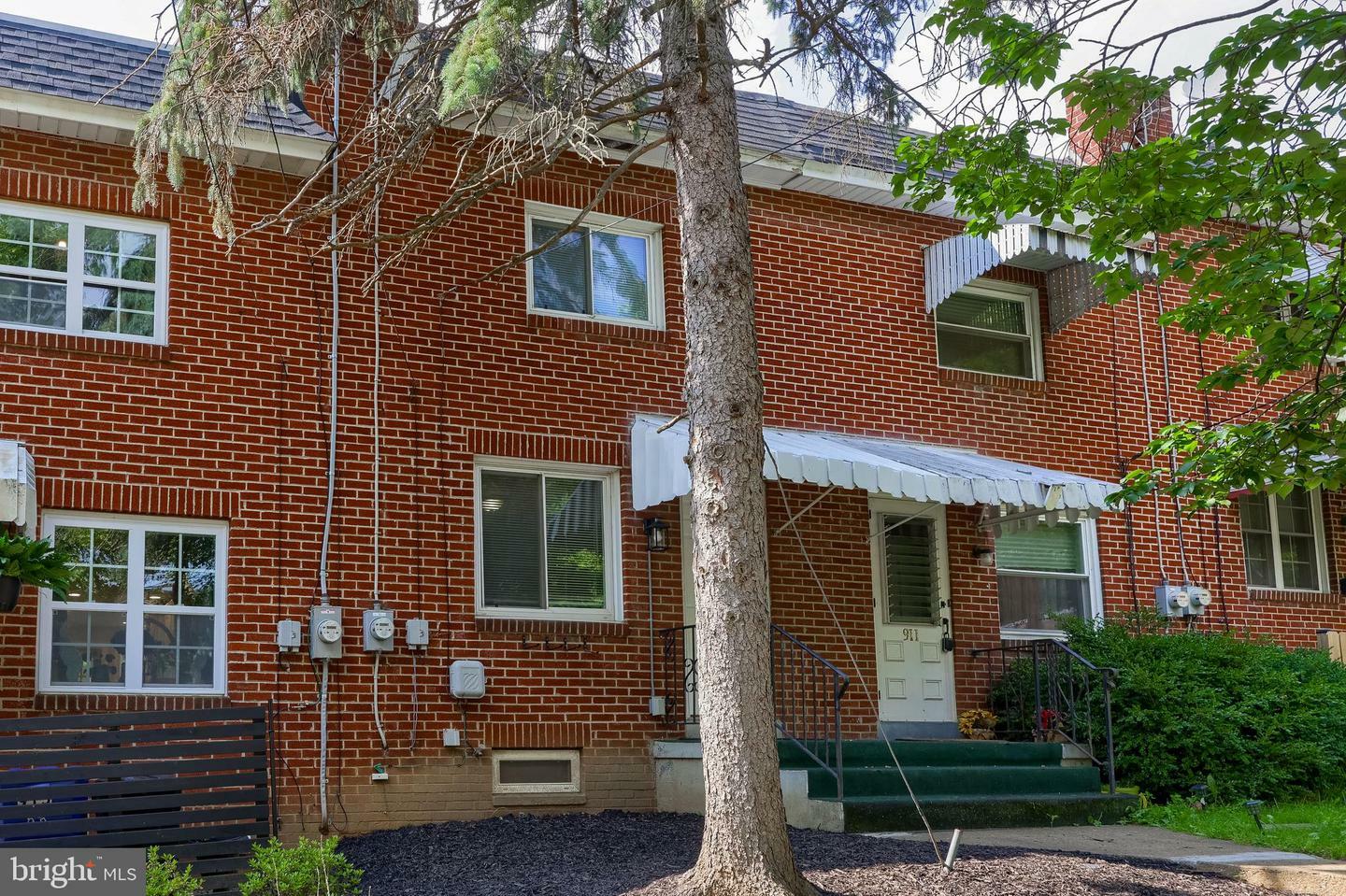 Property Photo: 913 Union Street PA 17603