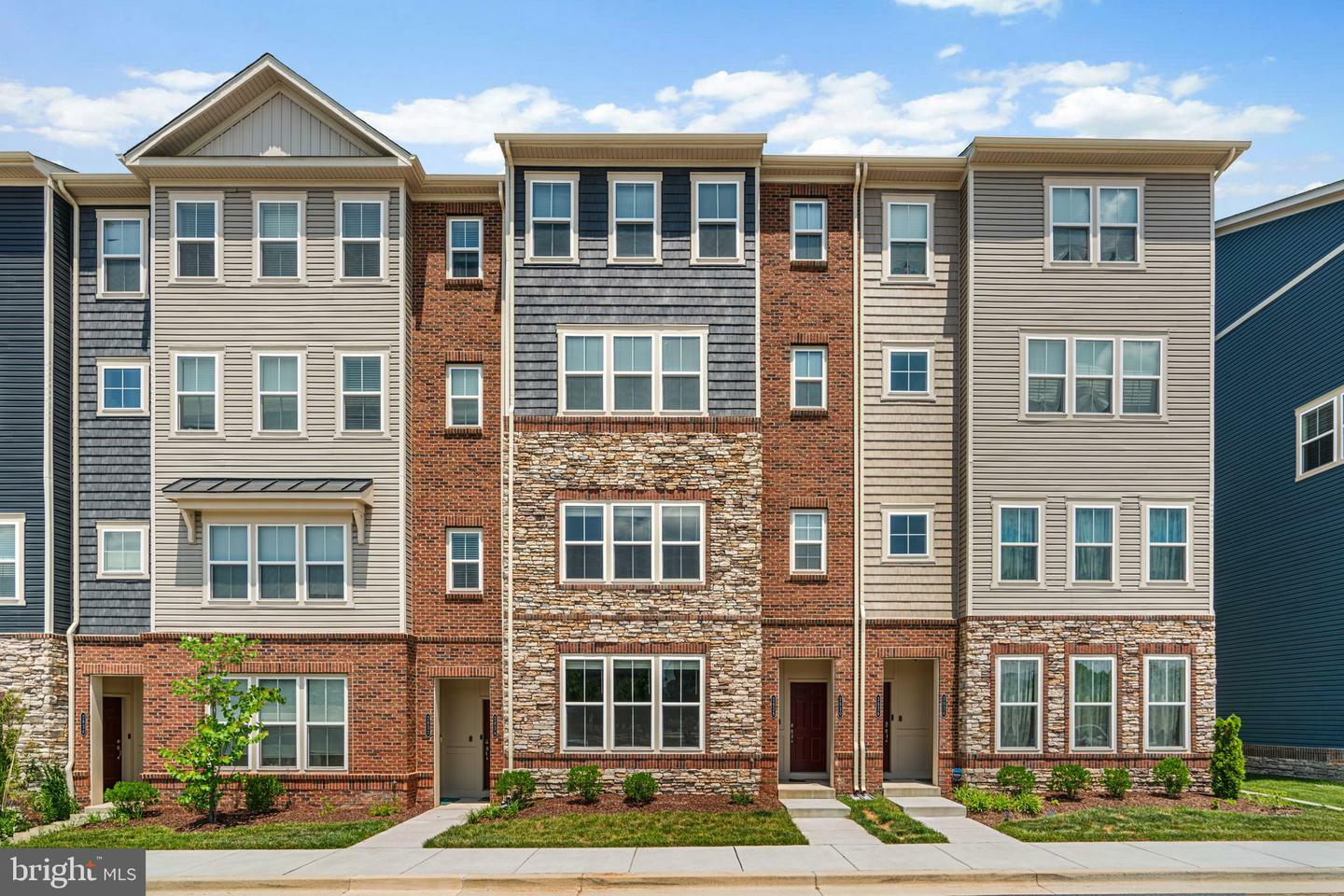 Property Photo: 2828 Brewers Crossing Way MD 21076