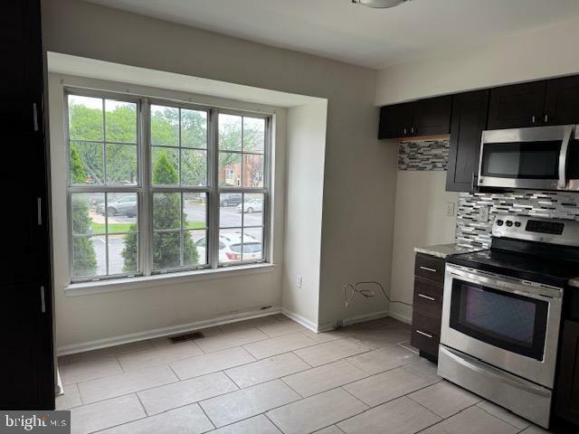Property Photo: 7849 Hidden Creek 24 MD 21226