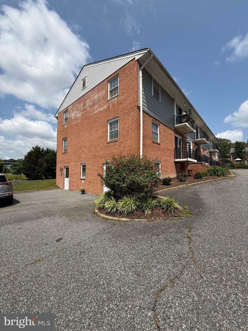 Property Photo: 1425 Dandridge Street VA 22401