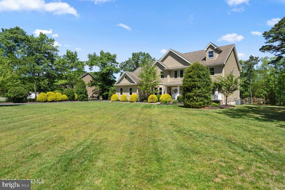Property Photo:  4 Hummingbird Court  NJ 07731 