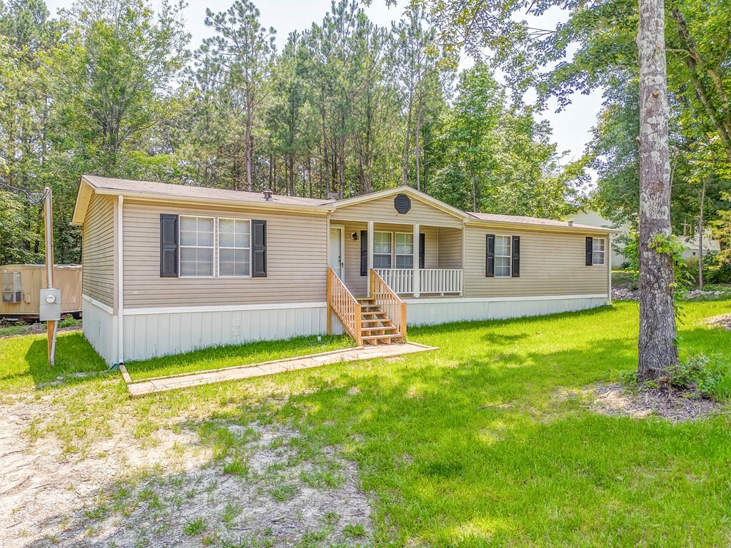 Property Photo: 1243 Derby Drive GA 30710