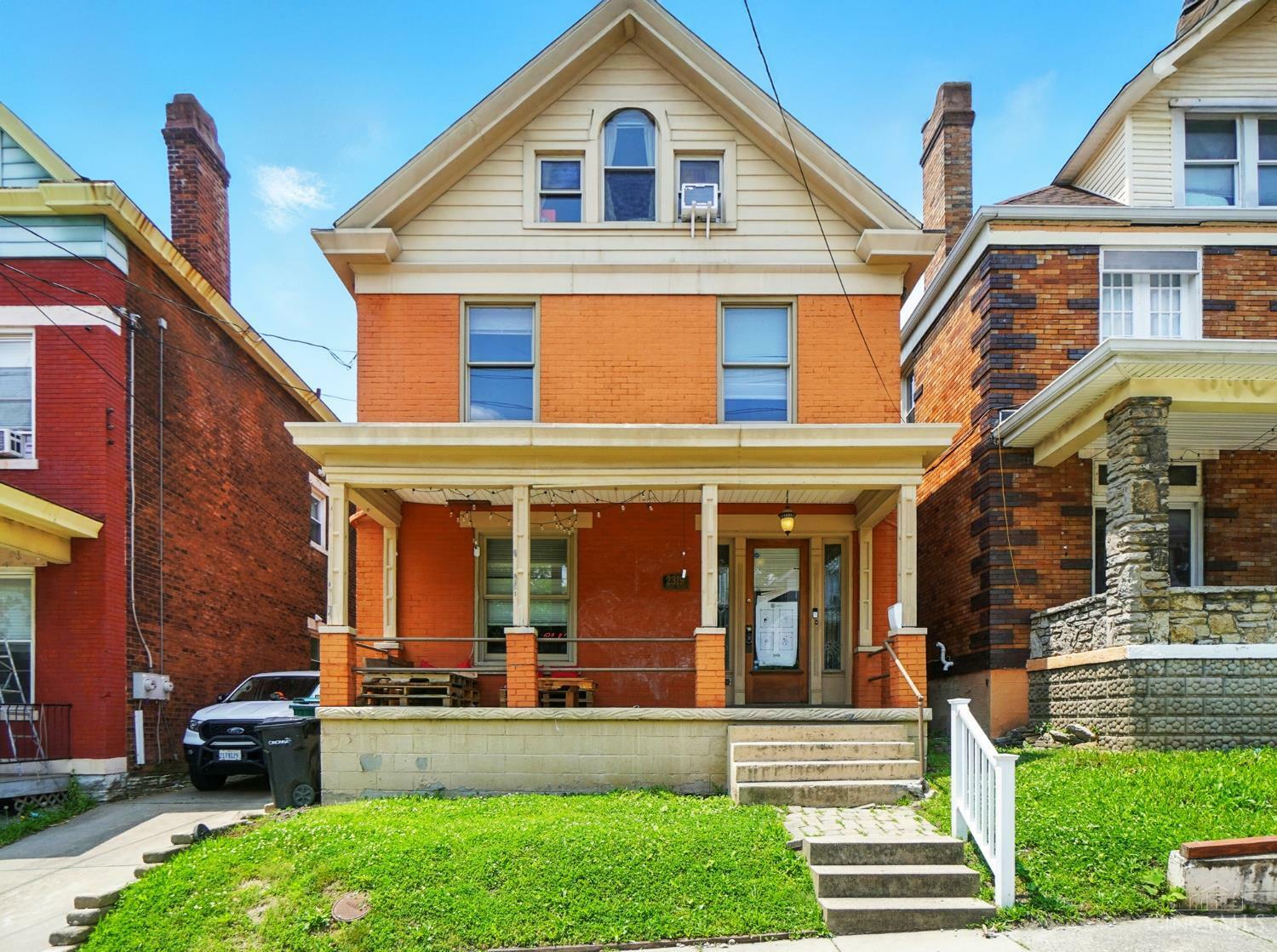 Property Photo: 2319 Victor Street OH 45219